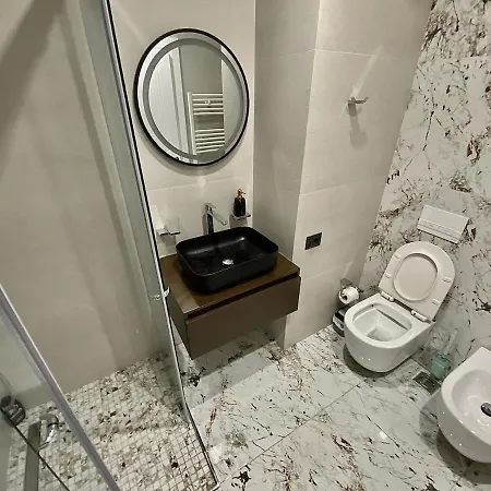 Apartament Lux 01 + Free Parking Tirana