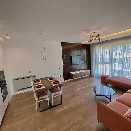 Apartment Lux 01 + Free Parking *