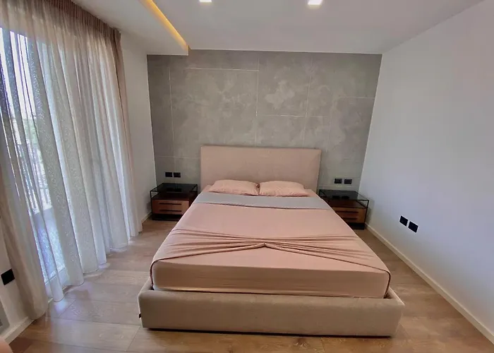 Apartment Lux 01 + Free Parking Tirana